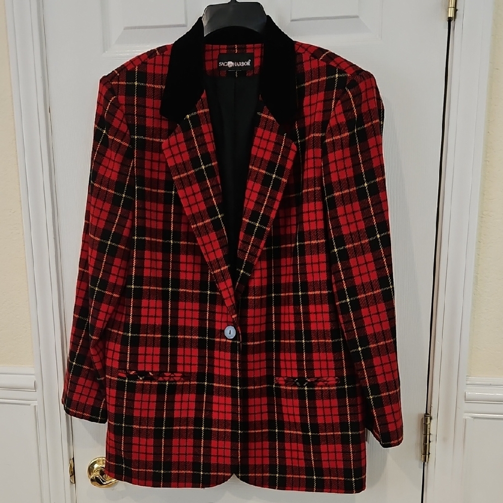 Sag Harbor Red and Black Plaid Blazer Size 14